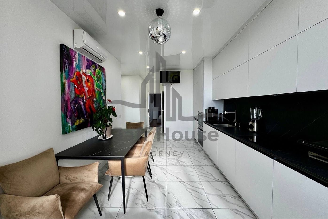 Renovated Two-Room Apartment — Family & Friends Complex, Solomianka