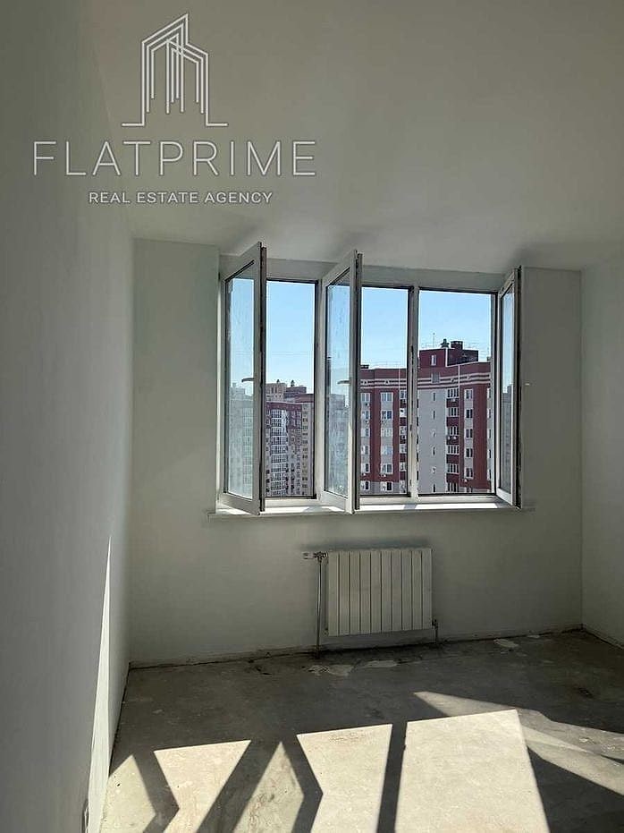 Three-Room Apartment — Gmiri Street, Darnytsia