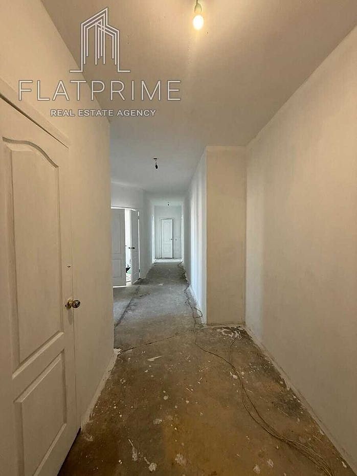 Three-Room Apartment — Gmiri Street, Darnytsia