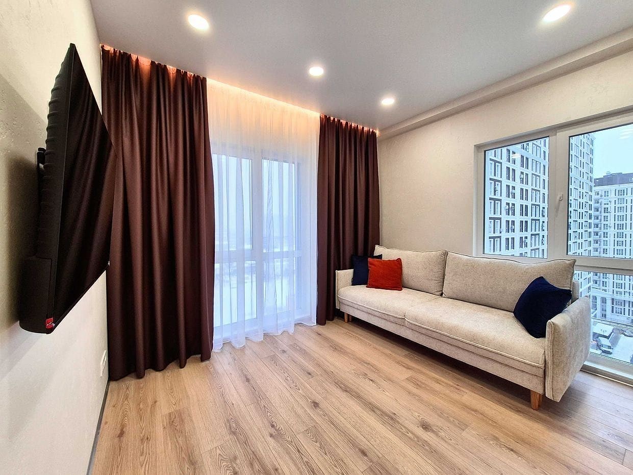 Renovated Two-Room Apartment — Nova Anglia Complex, Holosiiv