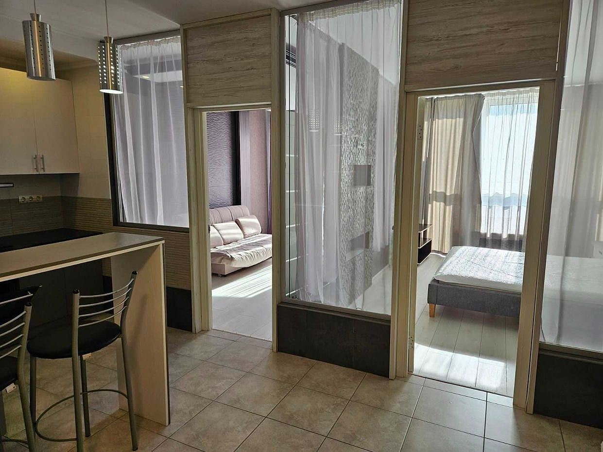 Renovated Two-Room Apartment — Dragomanova Street, Poznyaky Metro