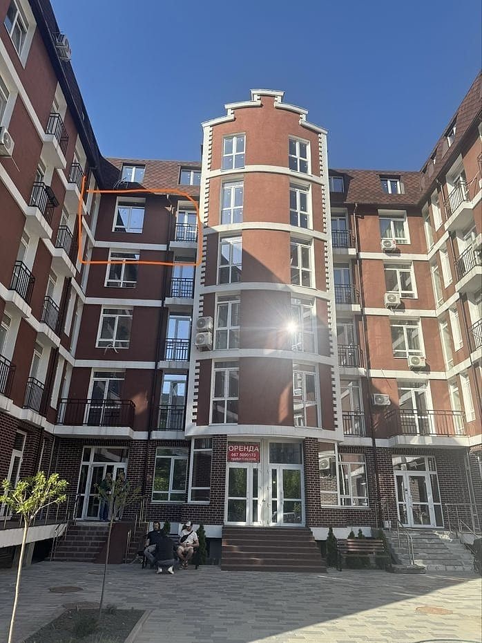 One-Room Apartment — London Park Complex, Solomianka
