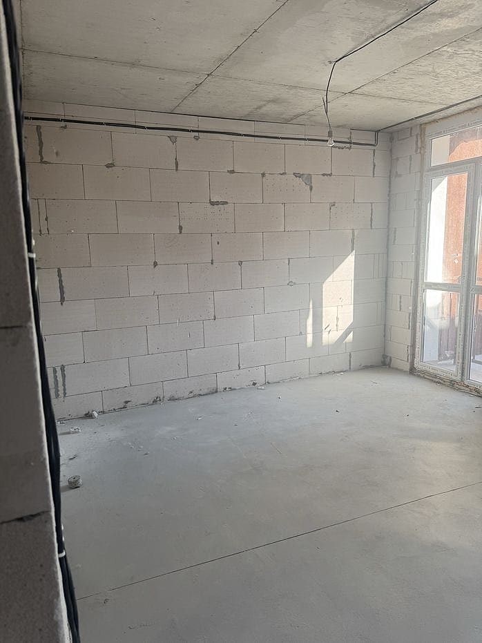 One-Room Apartment — London Park Complex, Solomianka