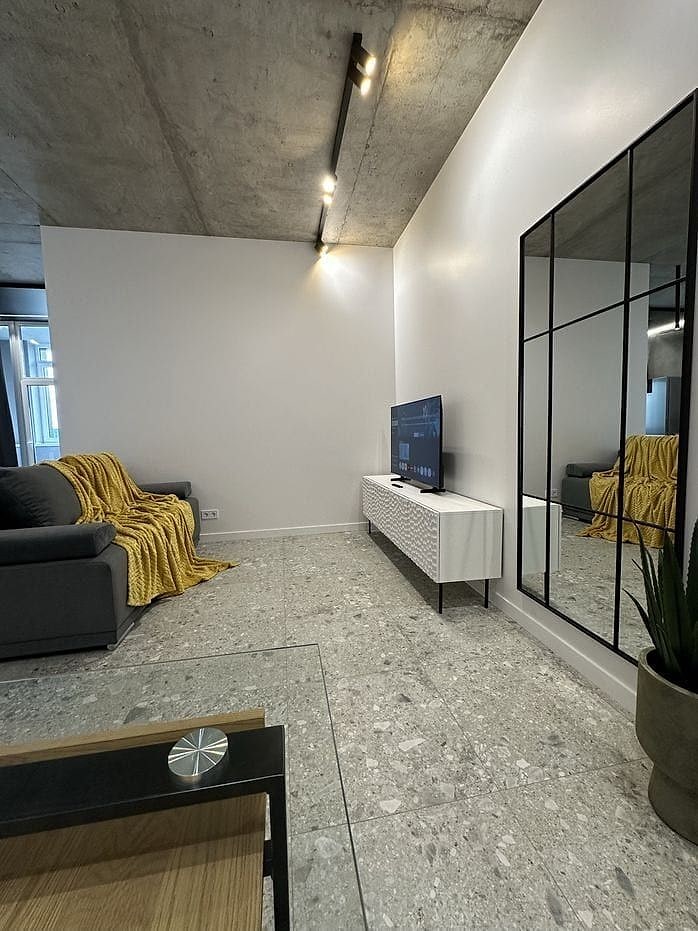 Stylish One-Room Apartment — Manhattan City Complex, Shevchenkivskyi