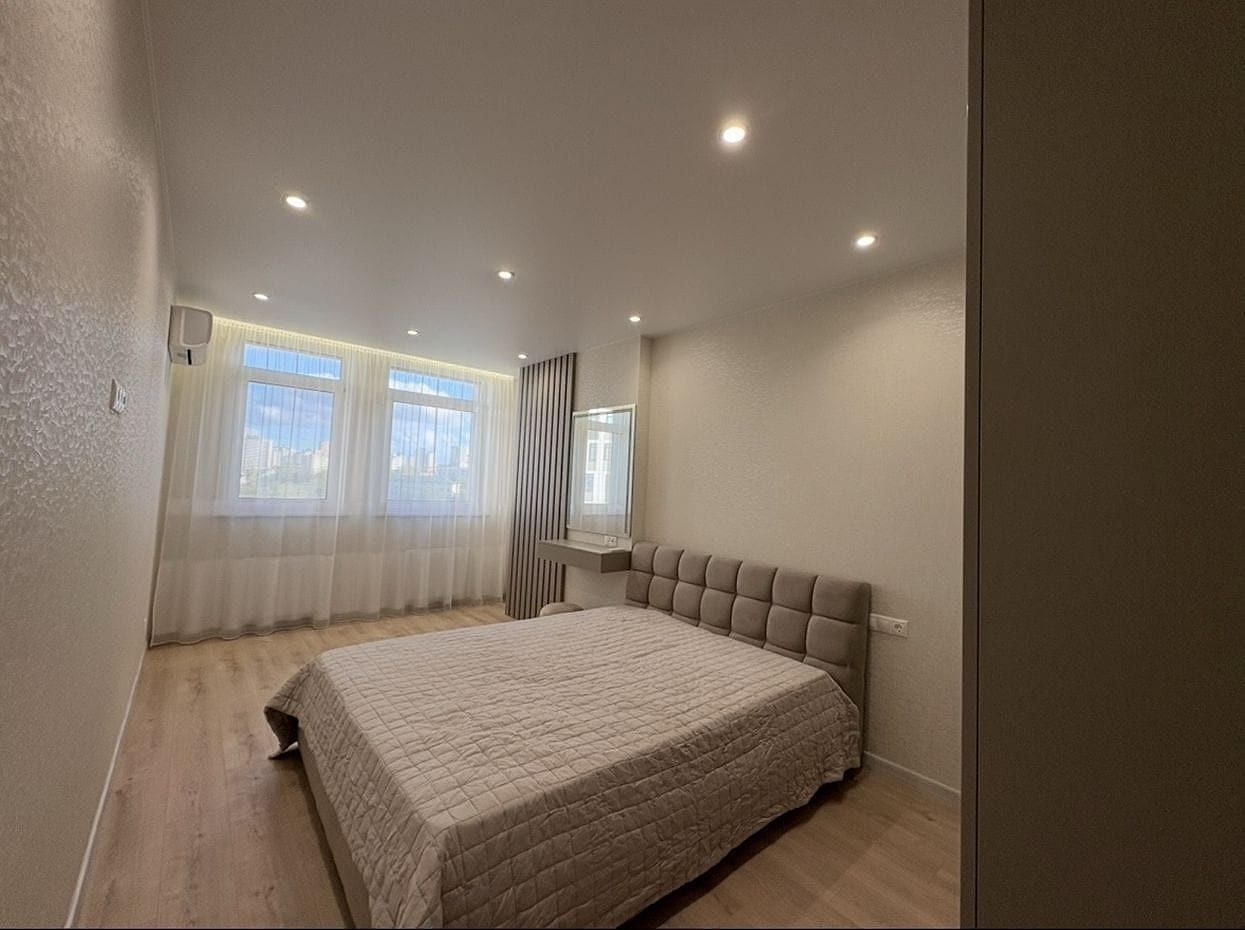 Fully Furnished One-Bedroom Apartment — Manhattan Complex, Politekhnichnyi Instytut Metro