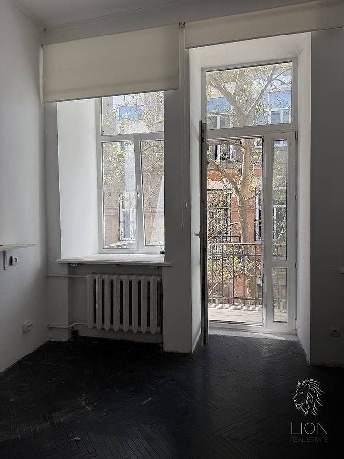 Two-Room Apartment — Antonovycha Street, Holosiiv