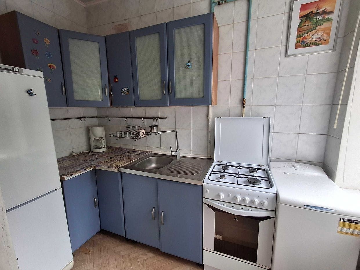 One-Room Apartment — Vyshgorodska Street, Obolon