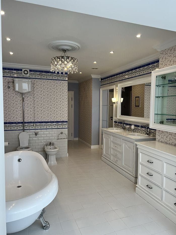 Top-Floor Apartment With Terrace — Poznyaky Metro, Darnytsia