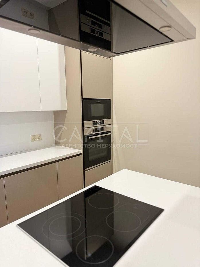 Two-Bedroom Apartment — Smart Plaza Complex, Obolon