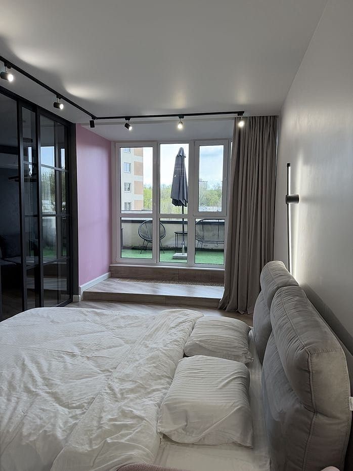 Designer-Renovated One-Bedroom with Terrace — Family and Friends Complex, Solomianka